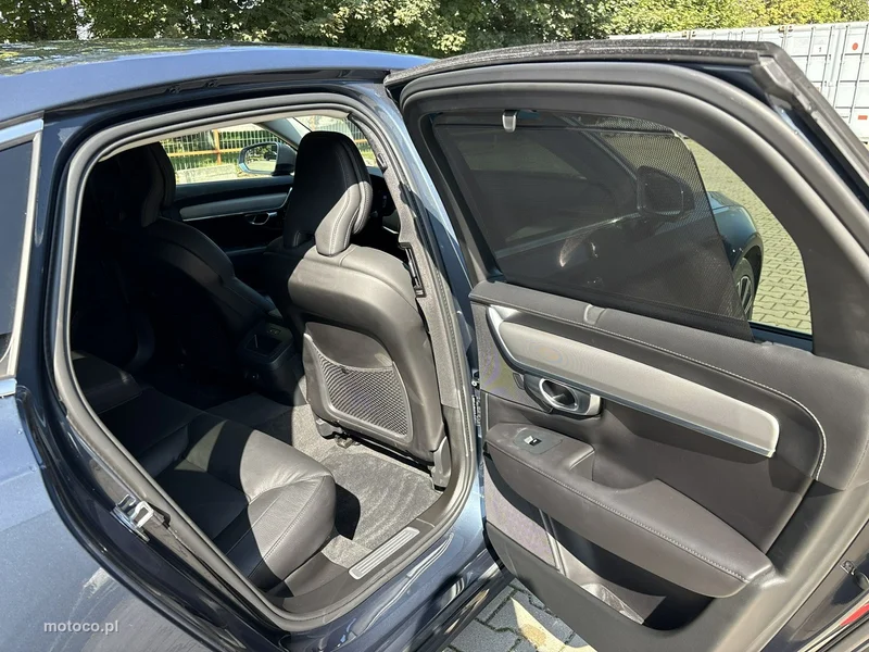 Volvo S90 18