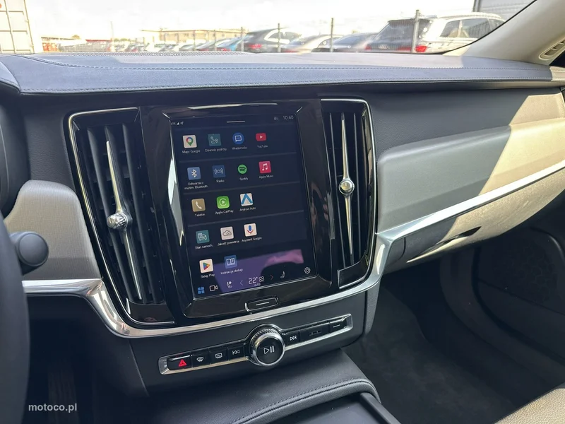 Volvo S90 24