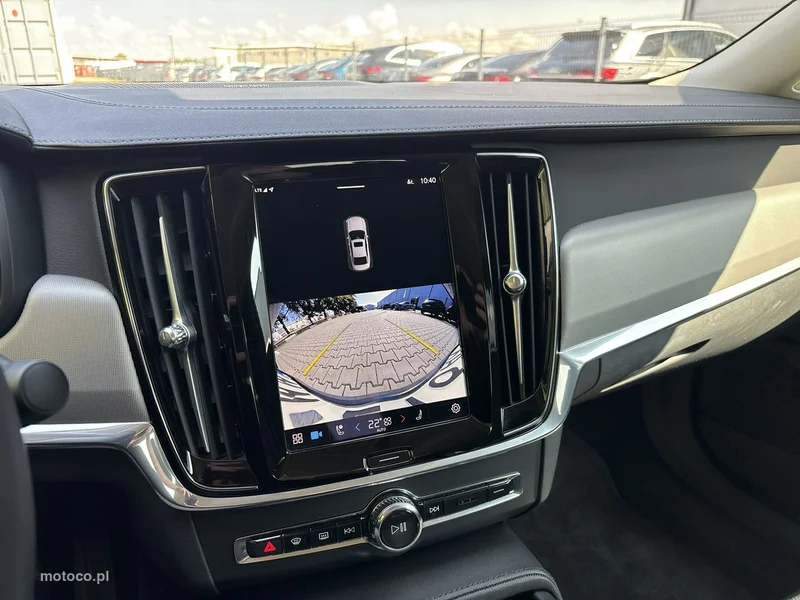 Volvo S90 25