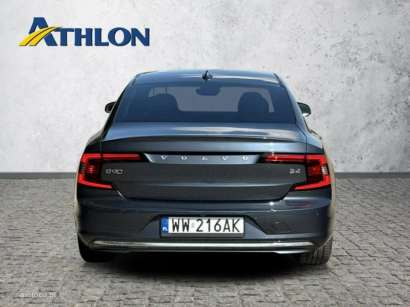 Volvo S90 4