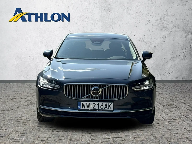 Volvo S90 8