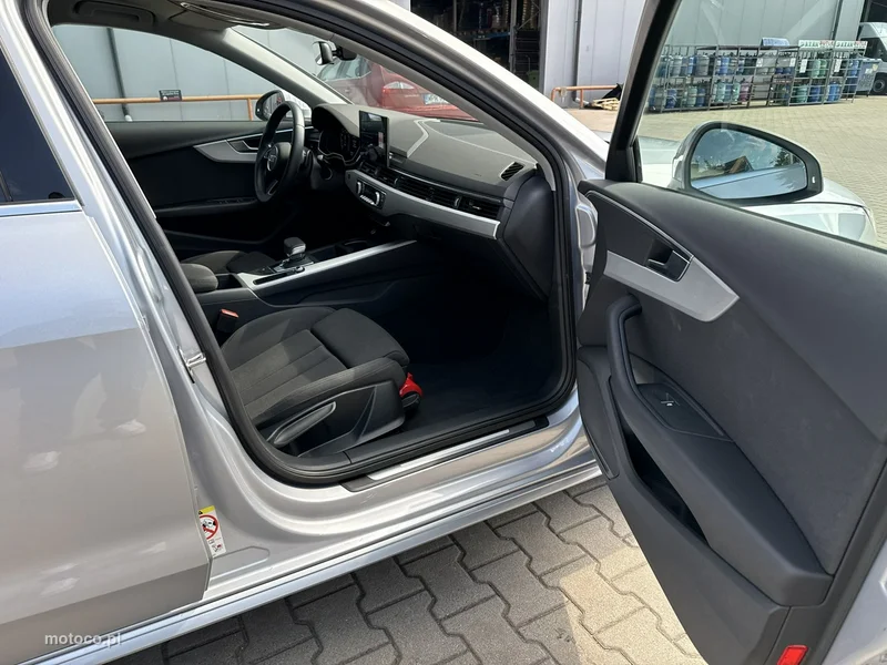 Audi A4 B9 19
