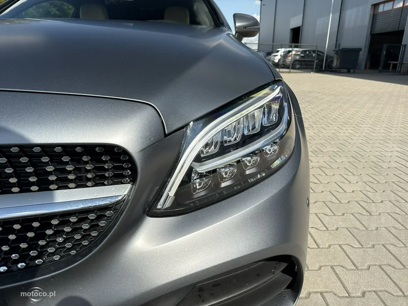 Mercedes-Benz Klasa C W206 C 200 9