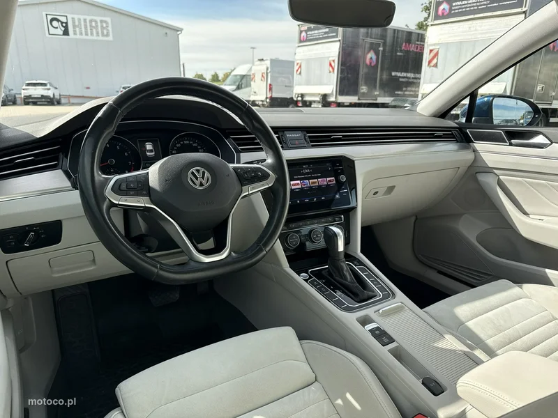 Volkswagen Passat B8 13