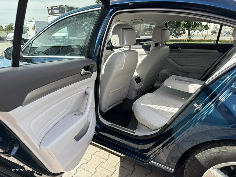 Volkswagen Passat B8 14