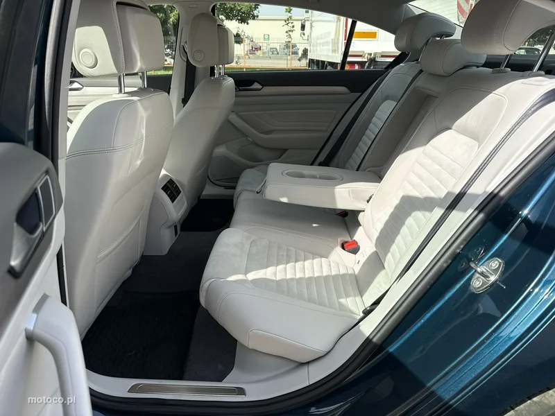 Volkswagen Passat B8 15