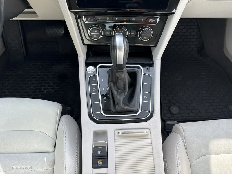 Volkswagen Passat B8 24