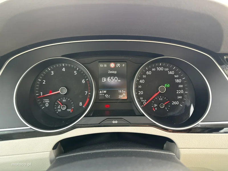 Volkswagen Passat B8 26
