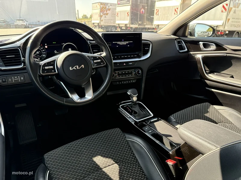 Kia XCeed 14