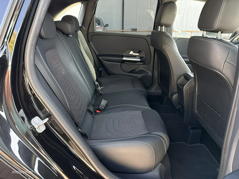 Mercedes-Benz Klasa B W247 B 220 18