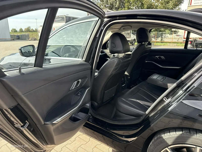 BMW Seria 3 G20 320 14