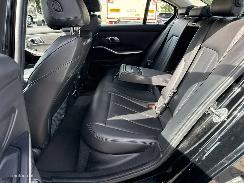 BMW Seria 3 G20 320 15