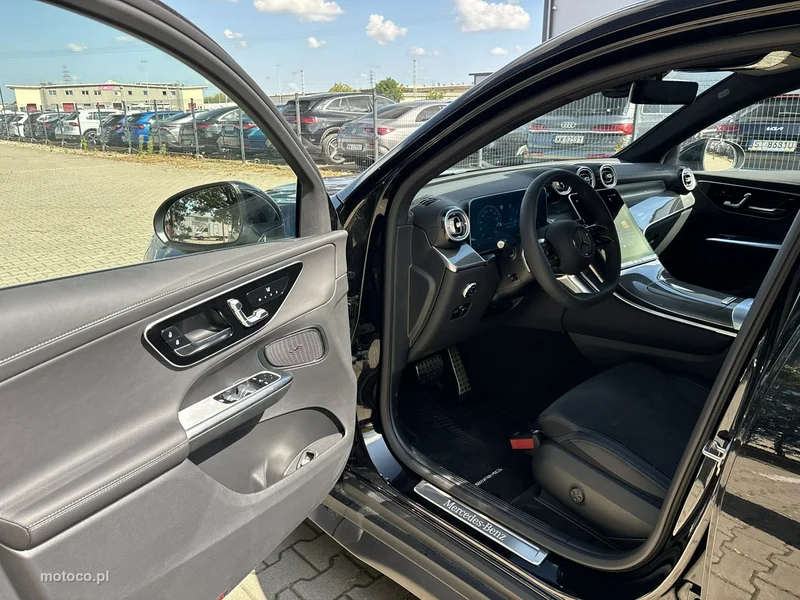 Mercedes-Benz GLC X254 220 11