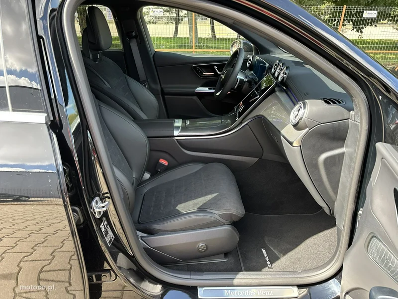 Mercedes-Benz GLC X254 220 17