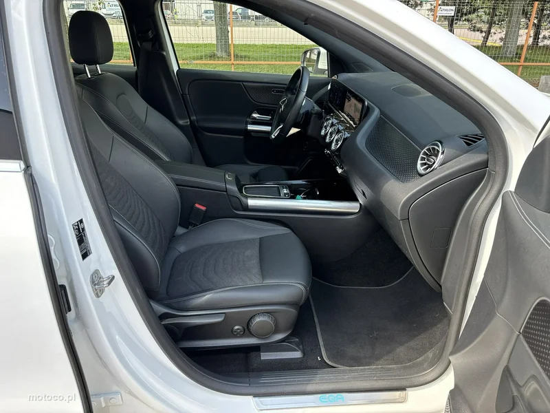 Mercedes-Benz EQA 15