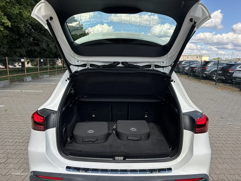 Mercedes-Benz EQA 21