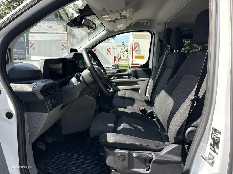 Ford Transit Custom 11