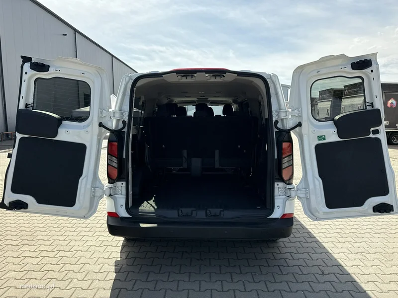 Ford Transit Custom 14