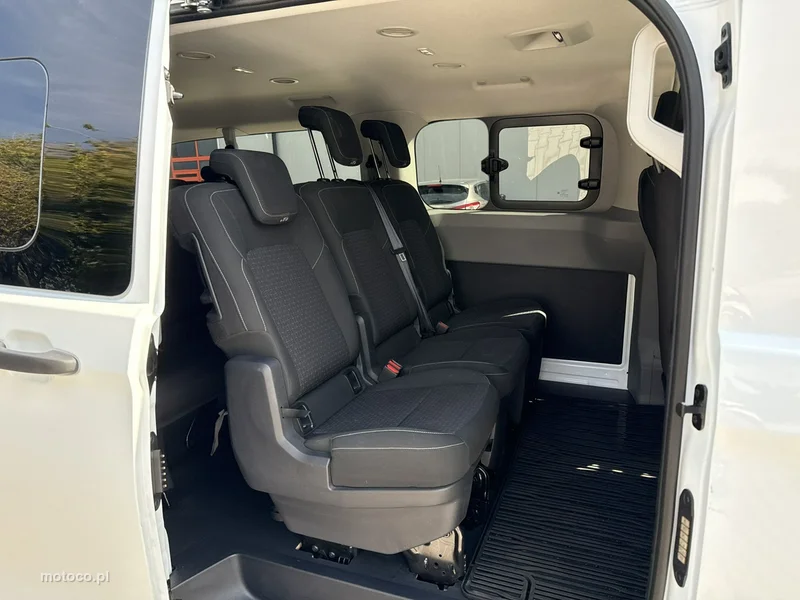Ford Transit Custom 16