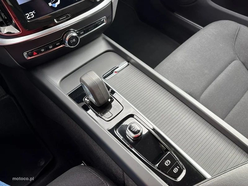 Volvo V60 Cross Country 26