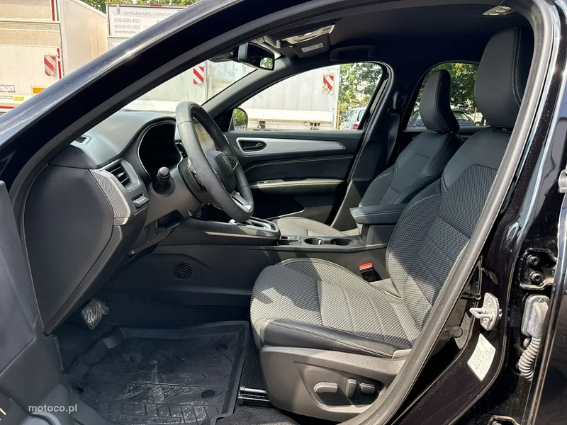 Renault Arkana 11