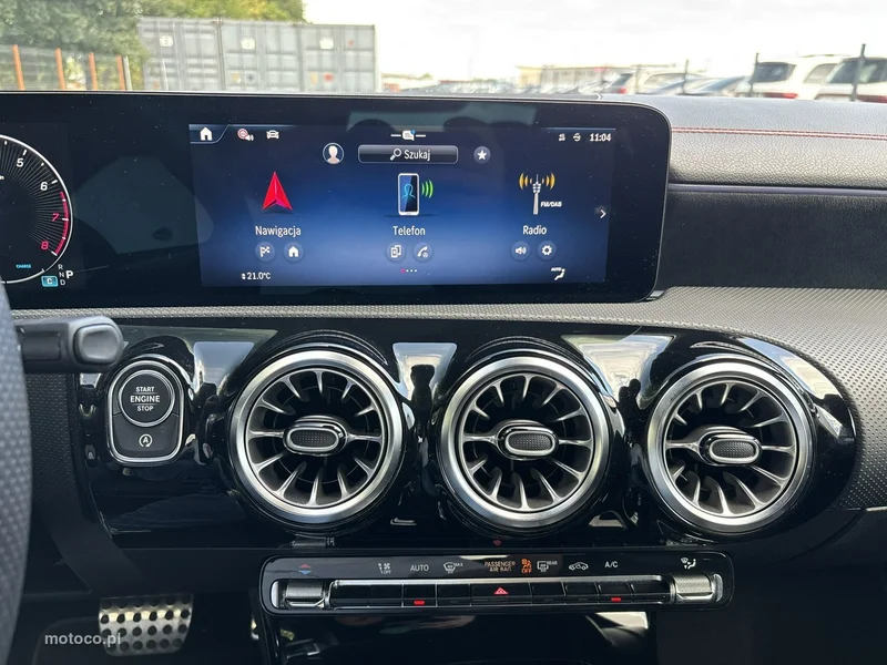 Mercedes-Benz CLA C118 200 23