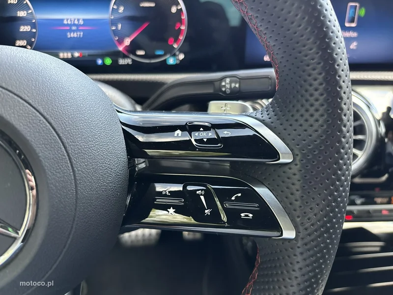 Mercedes-Benz CLA C118 200 27