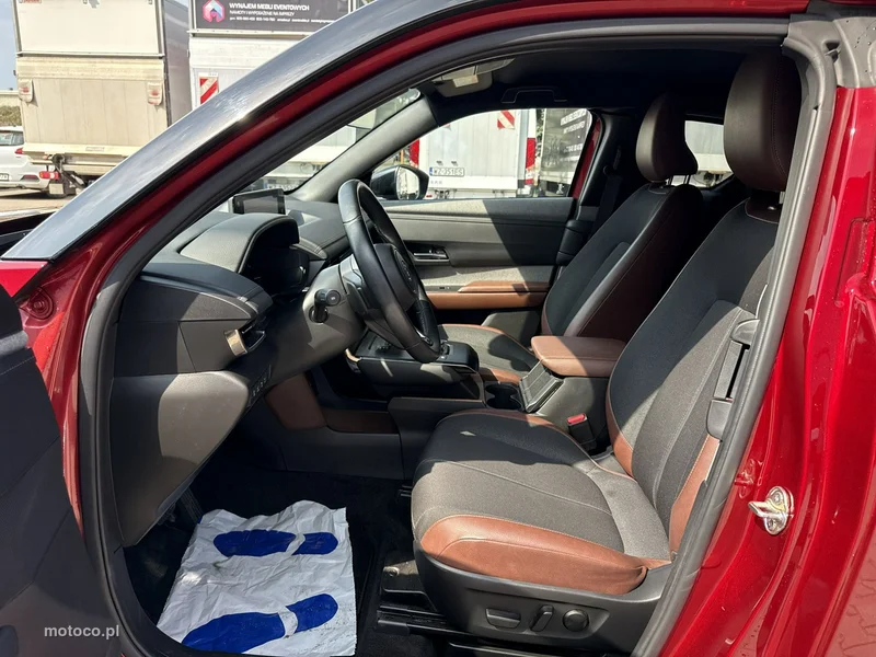 Mazda MX-30 11