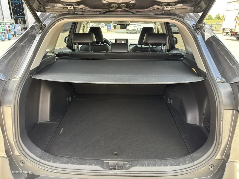 Toyota RAV 4 XA50 21