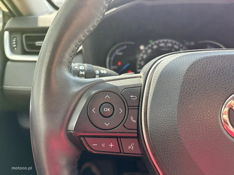 Toyota RAV 4 XA50 28