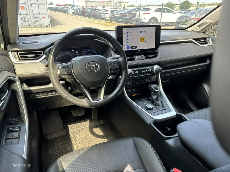 Toyota RAV 4 XA50 12
