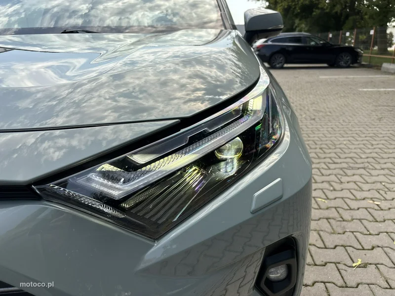 Toyota RAV 4 XA50 9