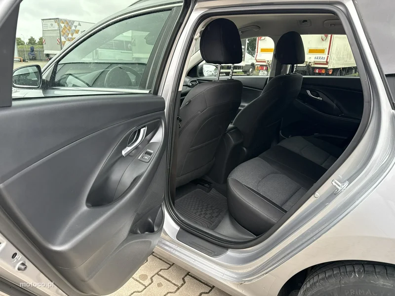 Hyundai i30 14