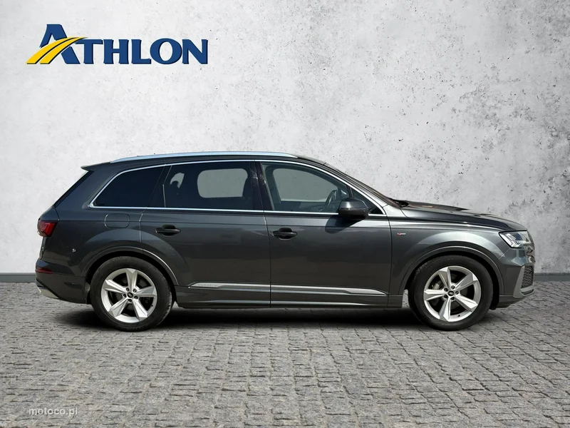 Audi Q7 4M 6