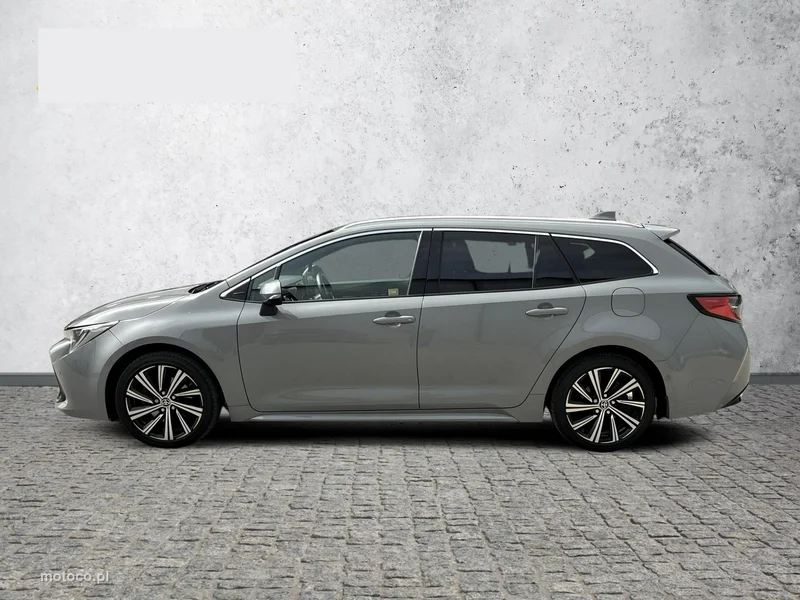 Toyota Corolla E210 2
