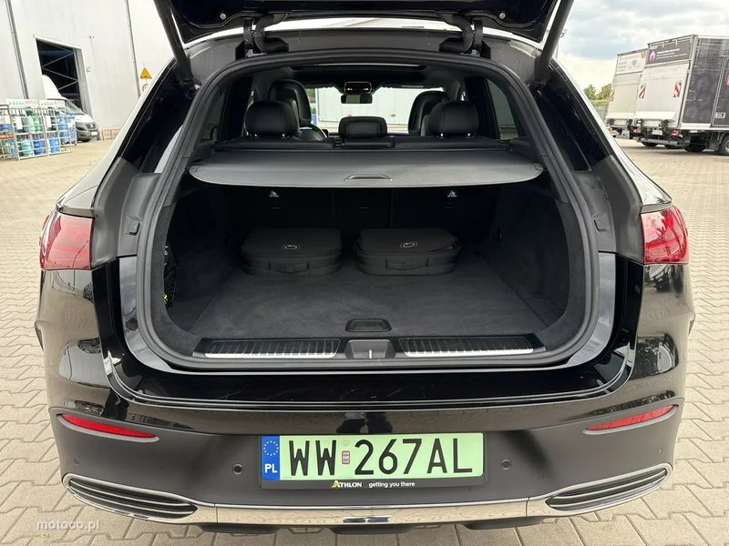 Mercedes-Benz EQE 17