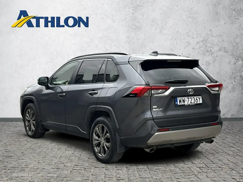 Toyota RAV 4 XA50 3