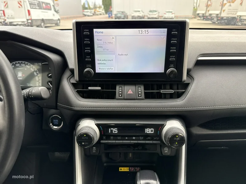 Toyota RAV 4 XA50 24