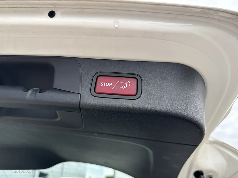 Mercedes-Benz EQB 17