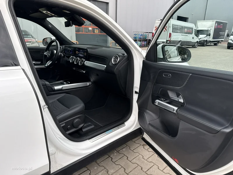 Mercedes-Benz EQB 20
