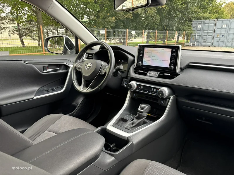Toyota RAV 4 XA50 14