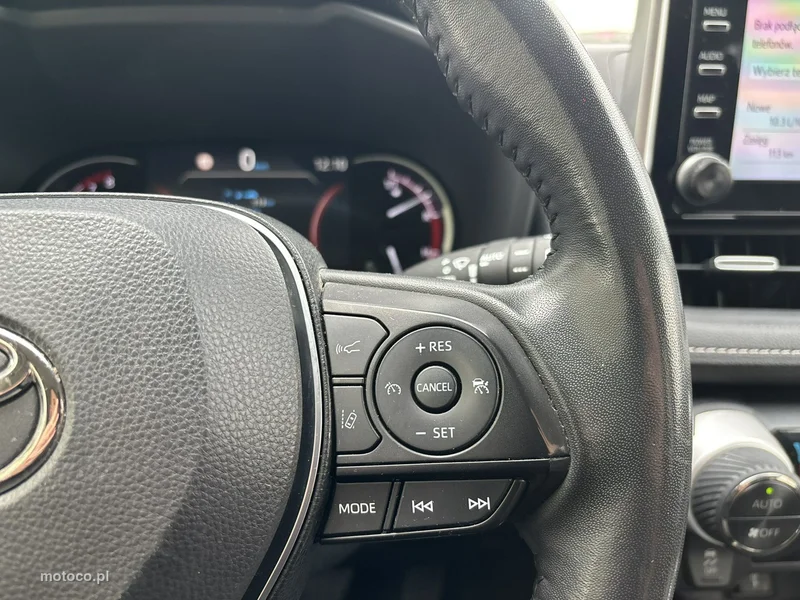 Toyota RAV 4 XA50 27