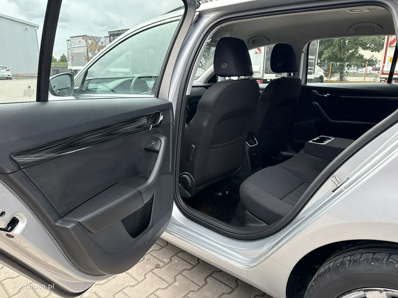 Skoda Octavia III 14