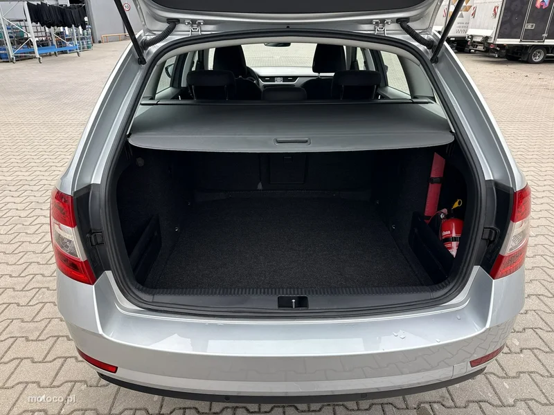 Skoda Octavia III 17