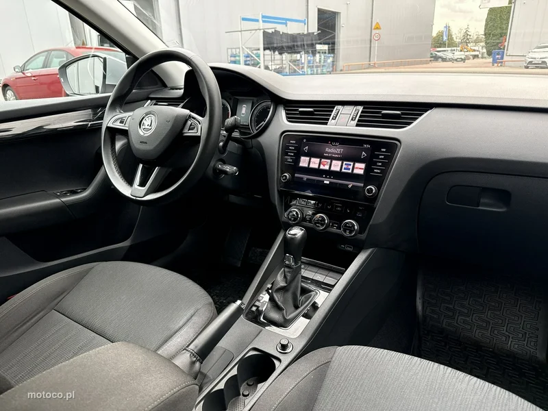 Skoda Octavia III 21