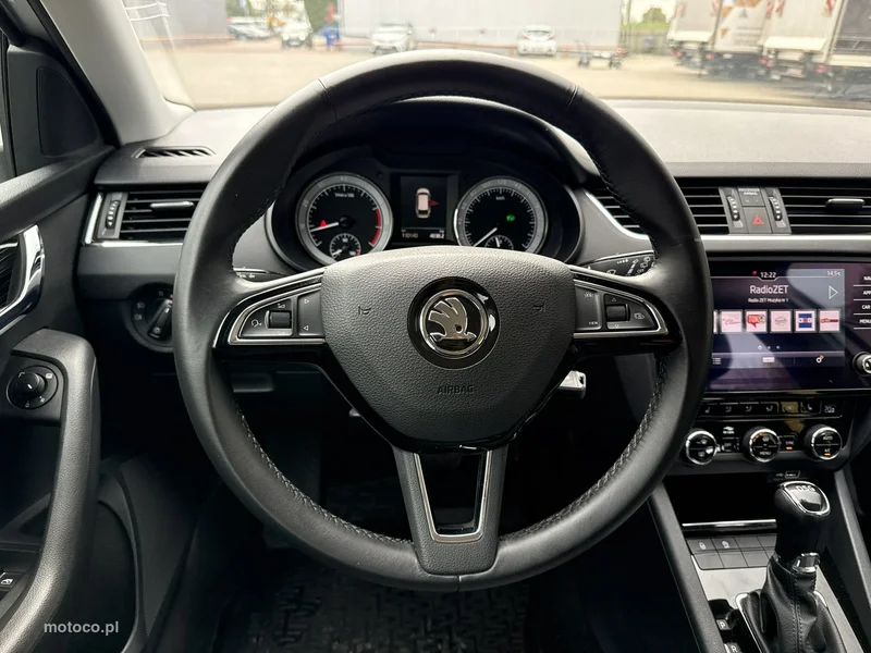 Skoda Octavia III 25