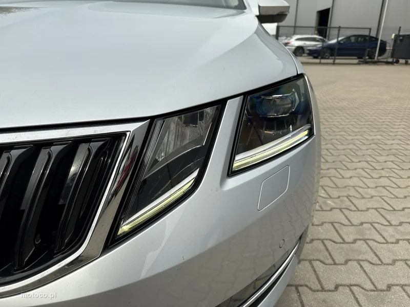 Skoda Octavia III 9