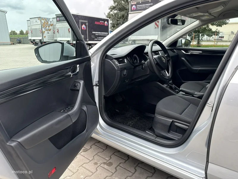 Skoda Octavia III 10