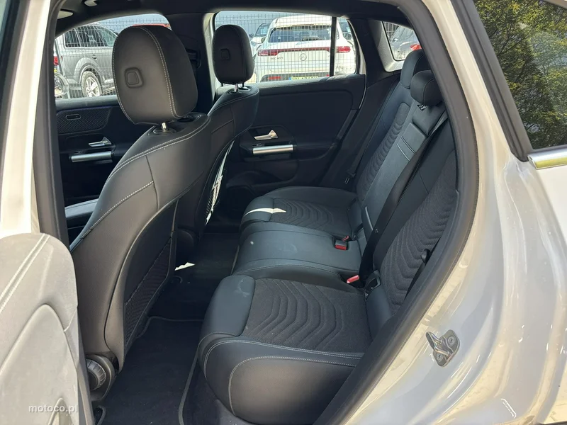 Mercedes-Benz EQA 18