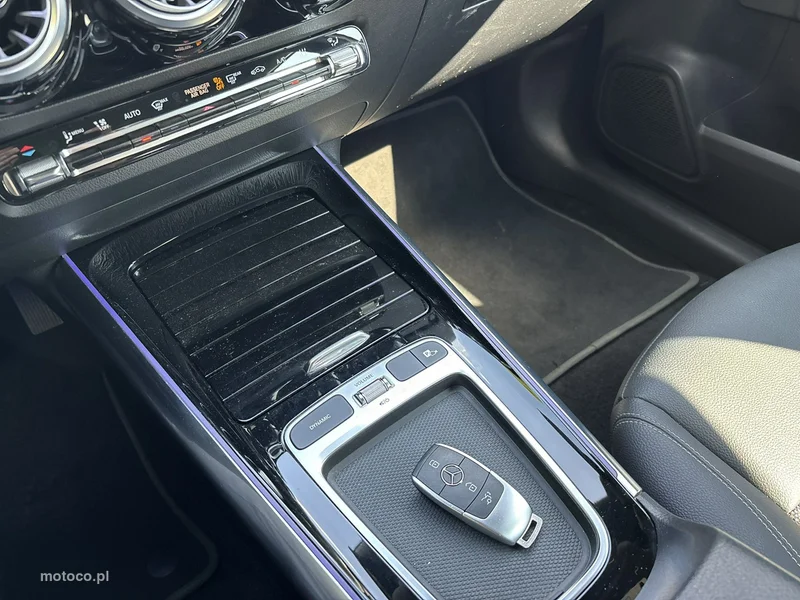 Mercedes-Benz EQA 25